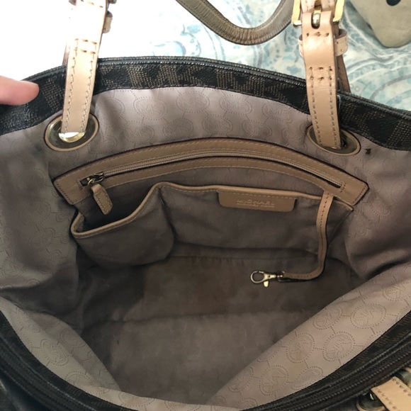 Michael Kors signature brown tote - Picture 4 of 6